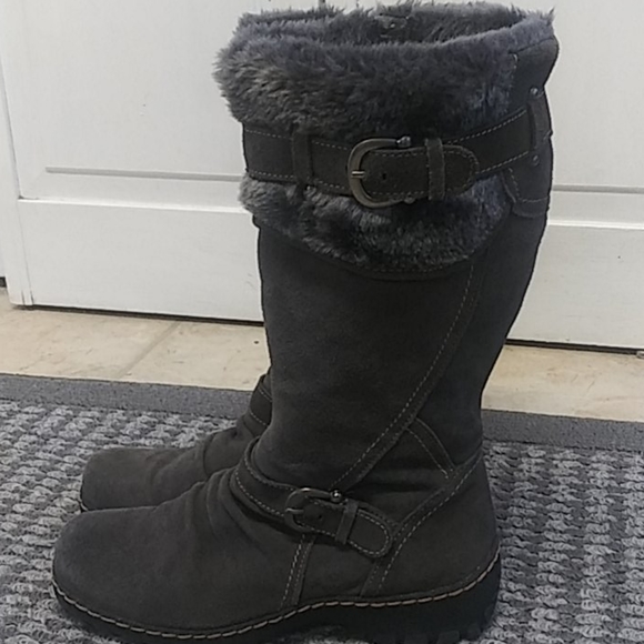 bare traps fur lined boots